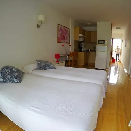 Comodoro 305a Arona (Tenerife)